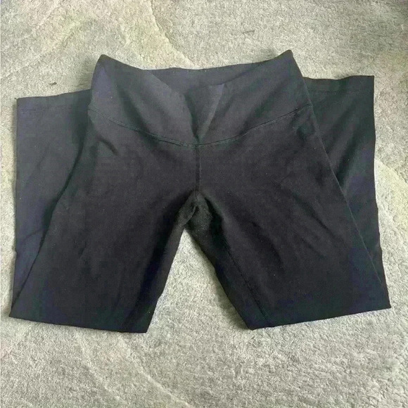 Lululemon 3/4 black  tights - Picture 3 of 5